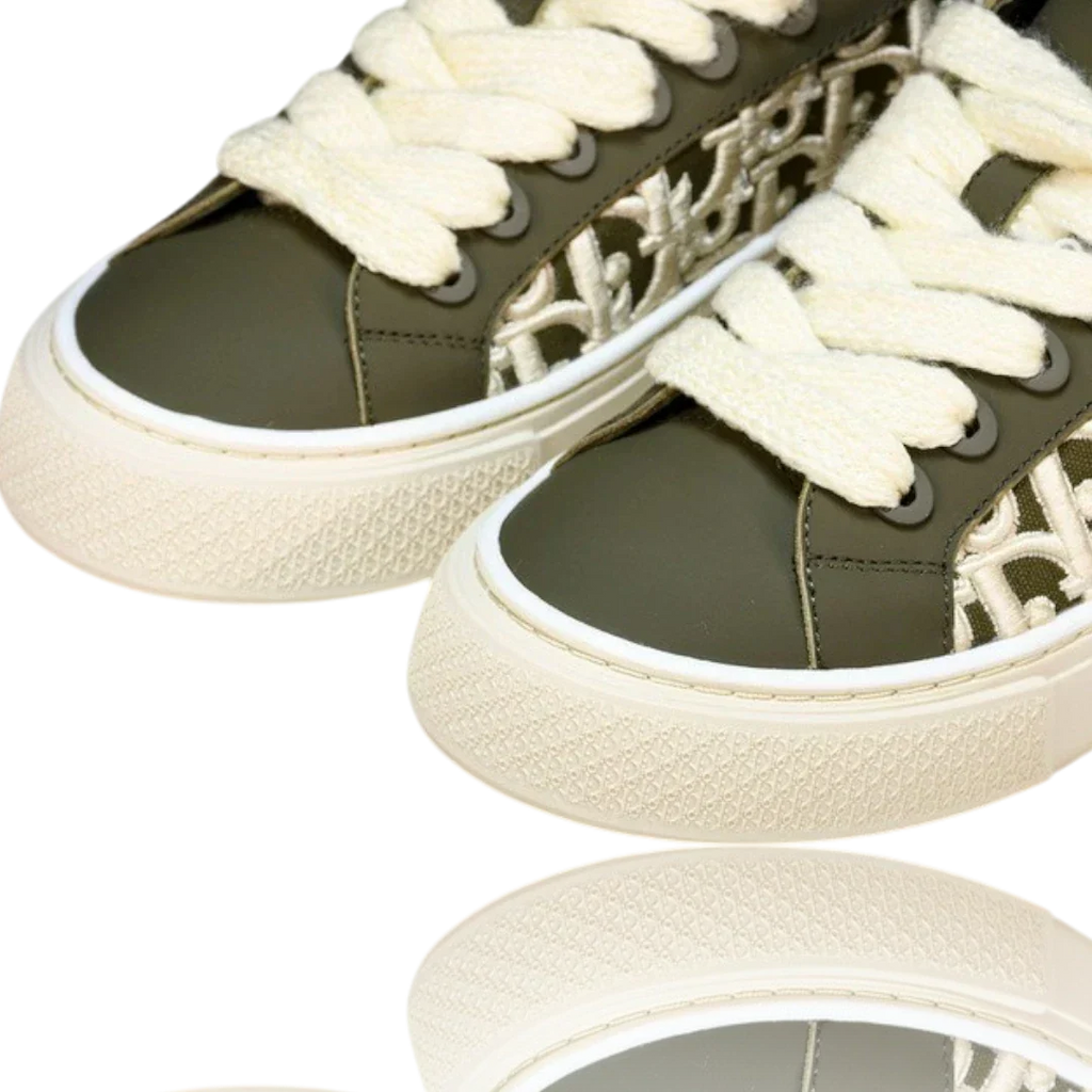 B33 'Khaki Oblique'