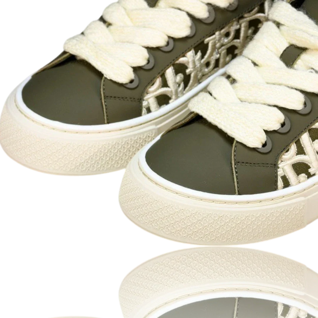 B33 'Khaki Oblique'
