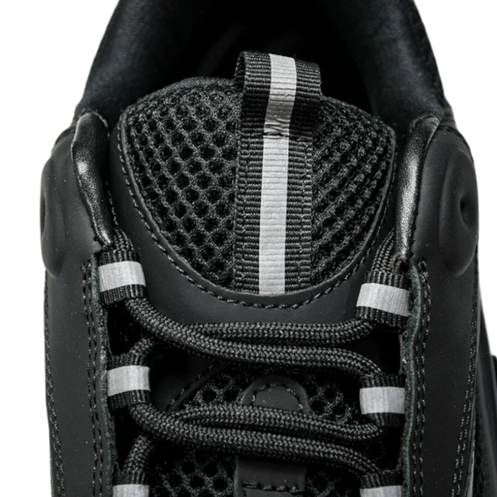 B22 'Black'