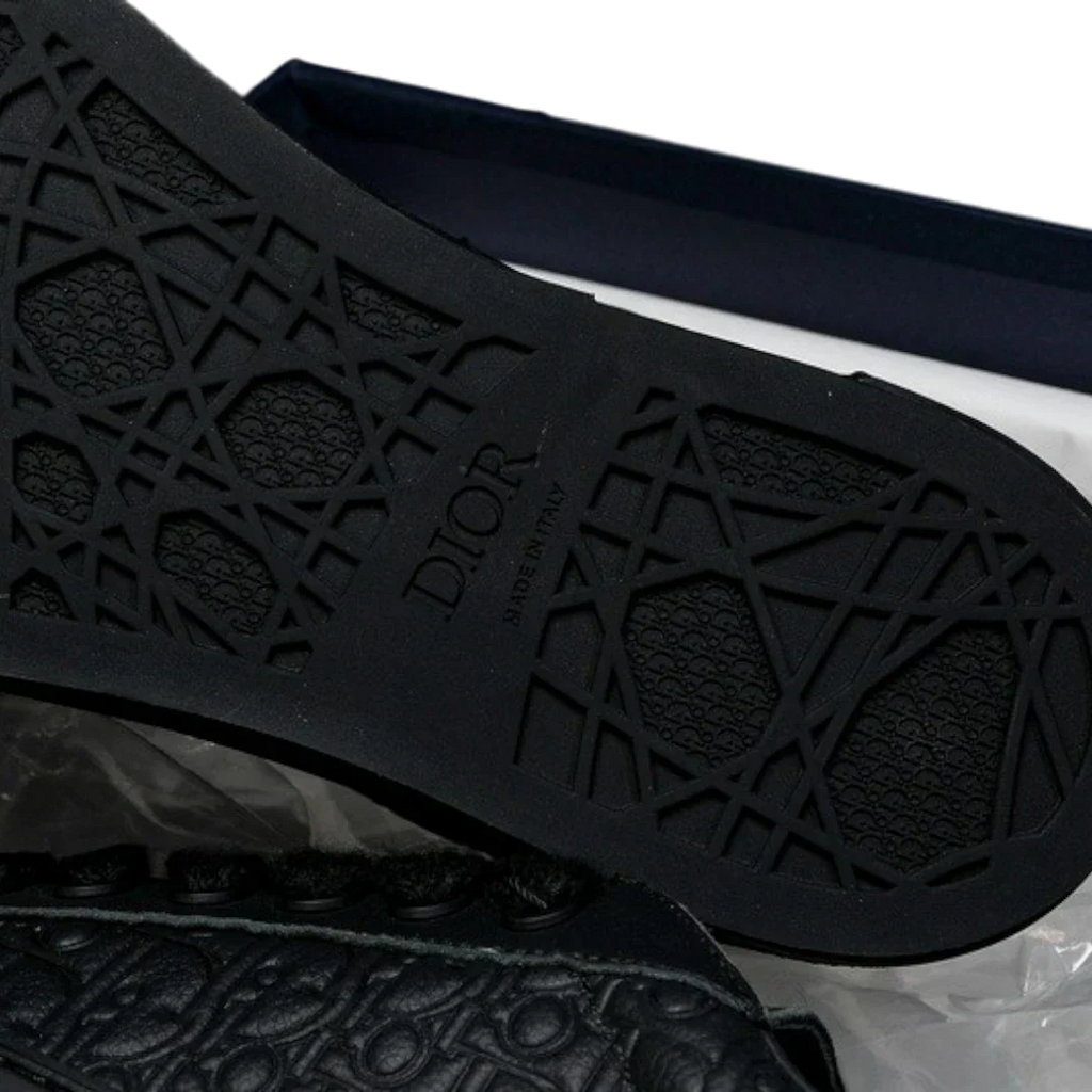 B33 Gravity Leather 'Oblique Triple Black'