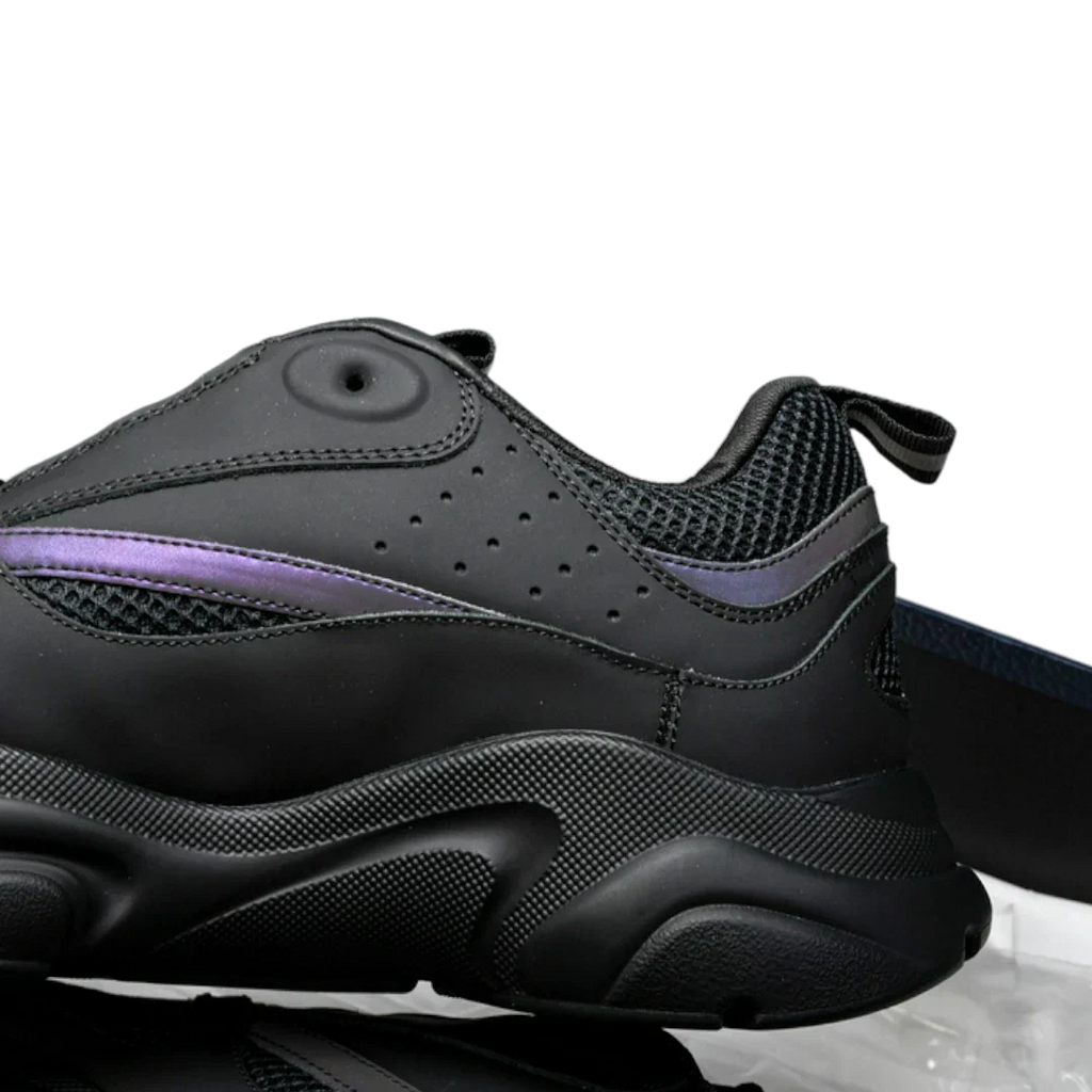 B22 'Reflective Black'