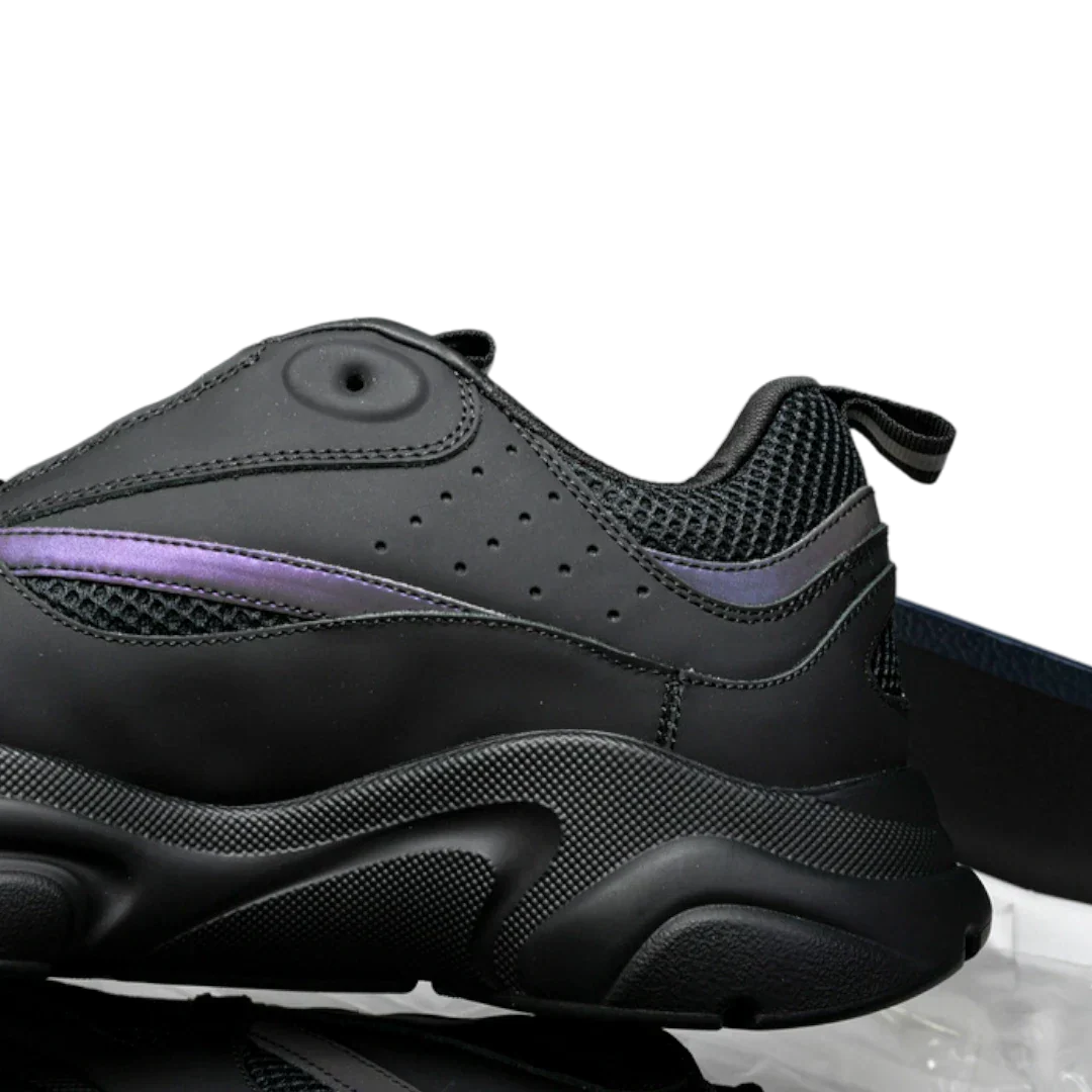 B22 'Reflective Black'