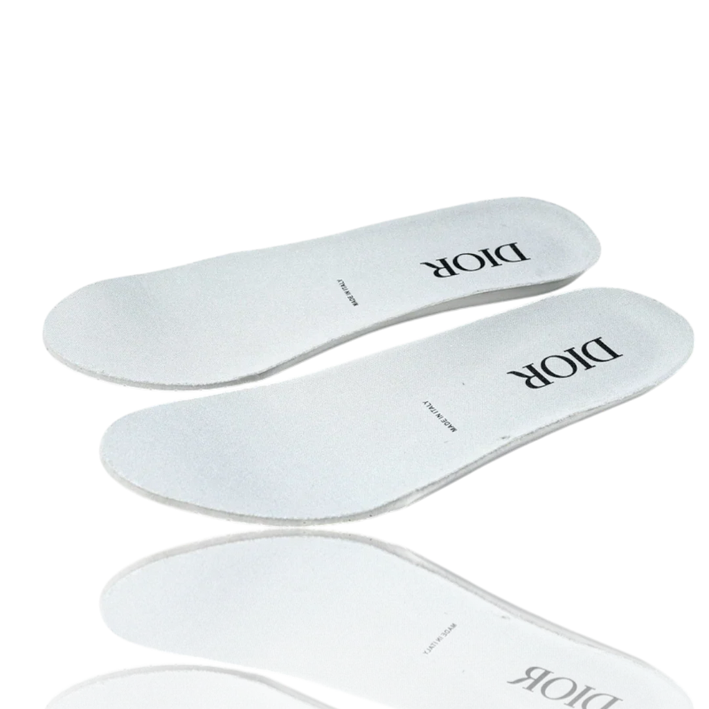B22 'White Black'