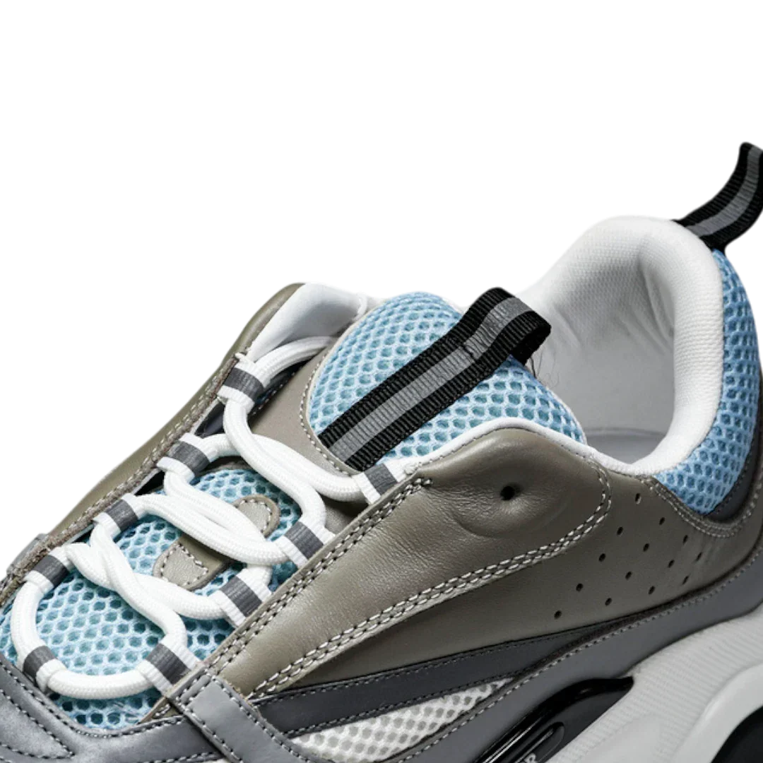 B22 'White Blue'