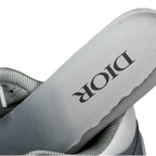 B57 Mid 'Oblique Grey'