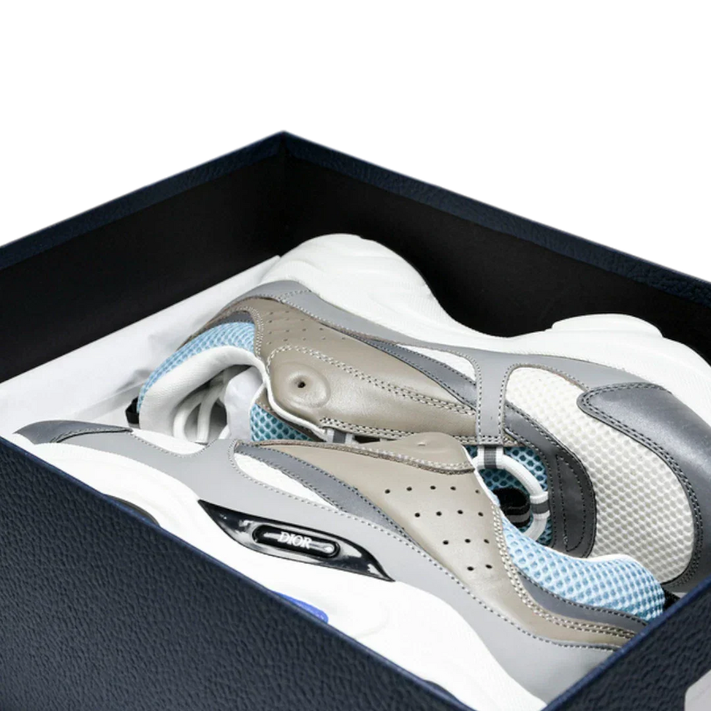 B22 'White Blue'