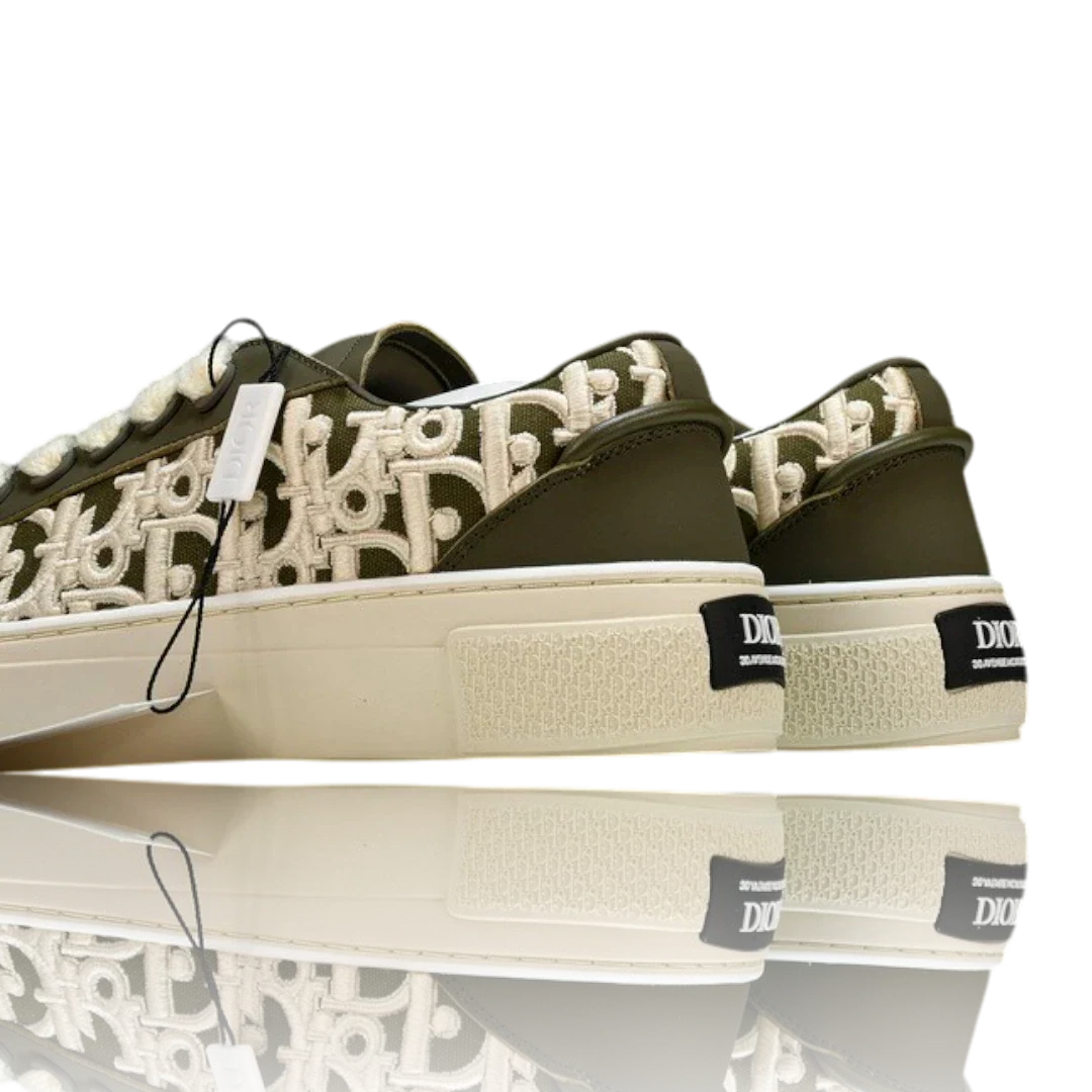 B33 'Khaki Oblique'