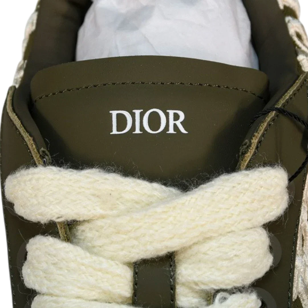 B33 'Khaki Oblique'