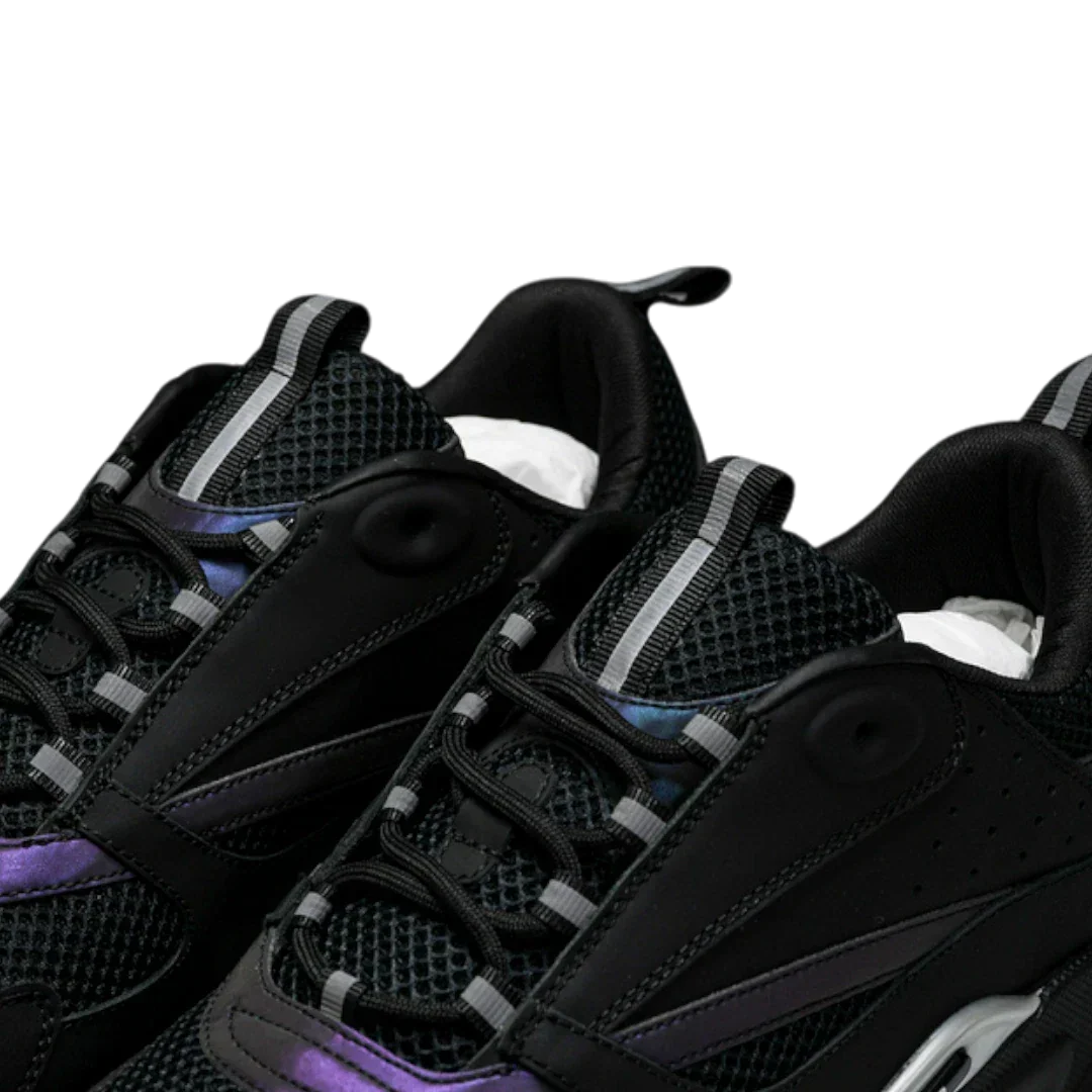 B22 'Reflective Black'