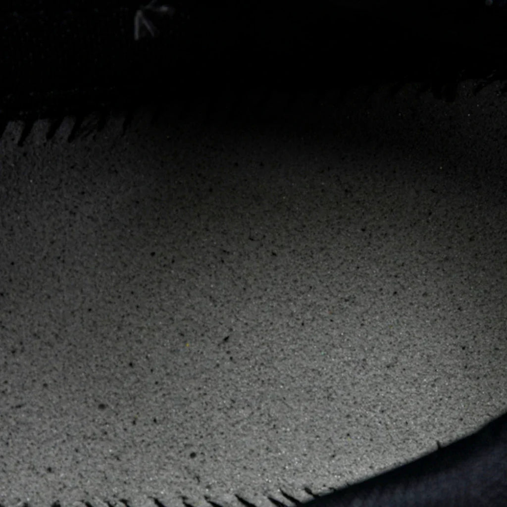 B30 Reflective 'Black White'