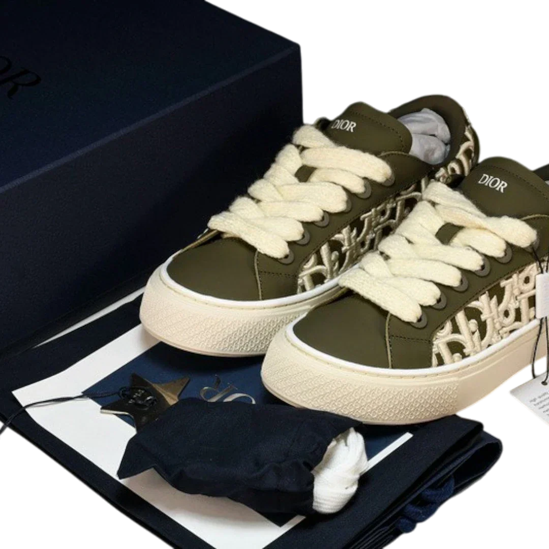 B33 'Khaki Oblique'