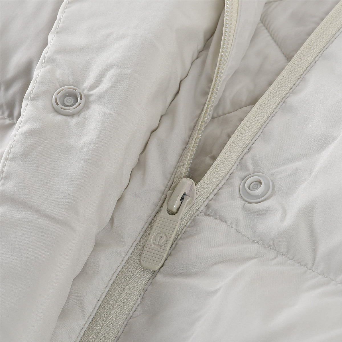 Lululemon Wunder Puff Down Vest Women's - White