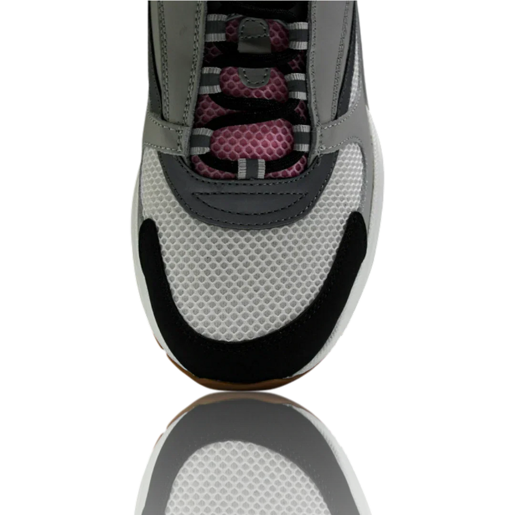 B22 'Pale Pink Grey'
