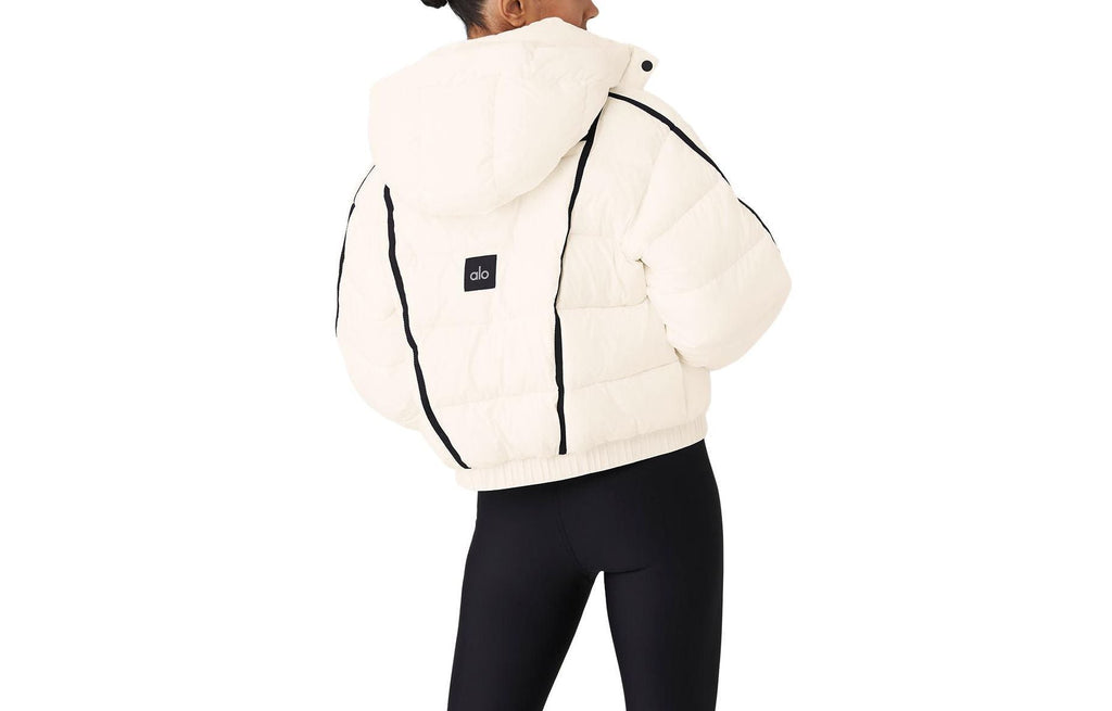 ALO StripedRemovable HoodWaist – DefiningWater – ResistantCroppedPuffer Jacket Women's – White