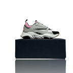 B22 'Pale Pink Grey'