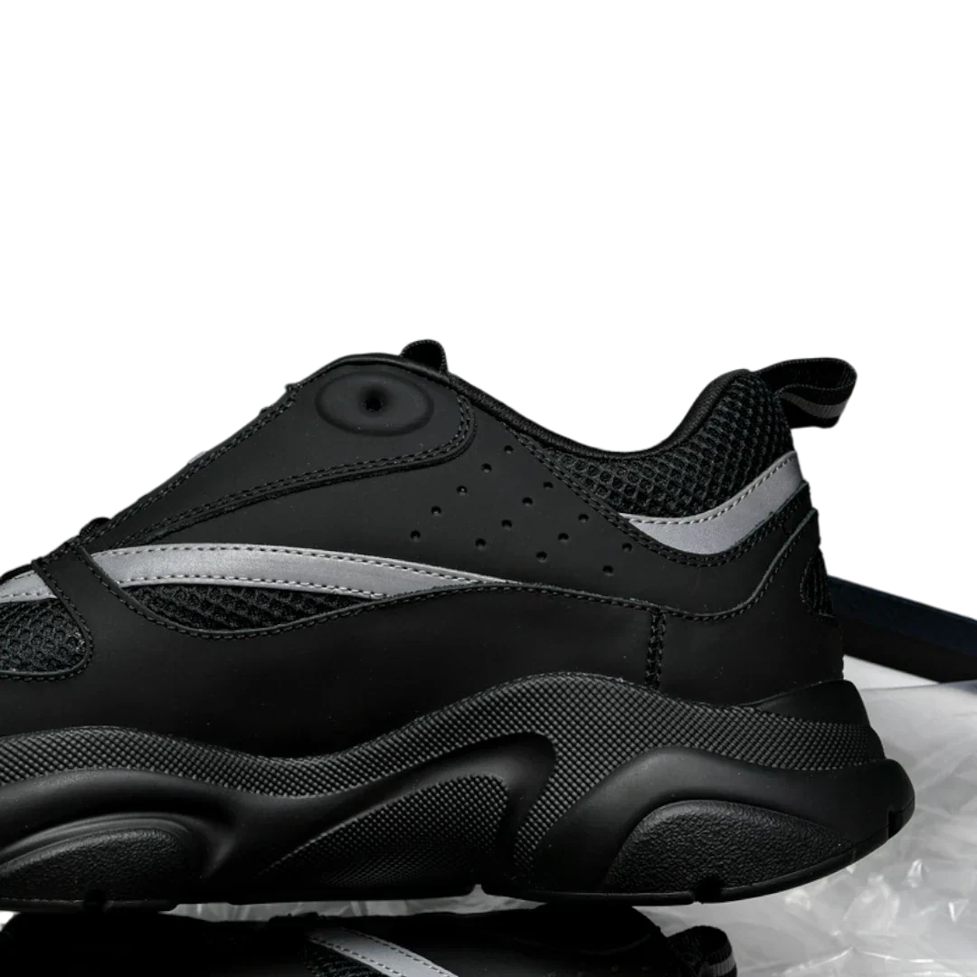 B22 'Black Silver'