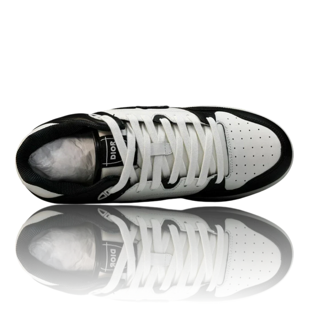 B57 Mid 'Oblique Black'