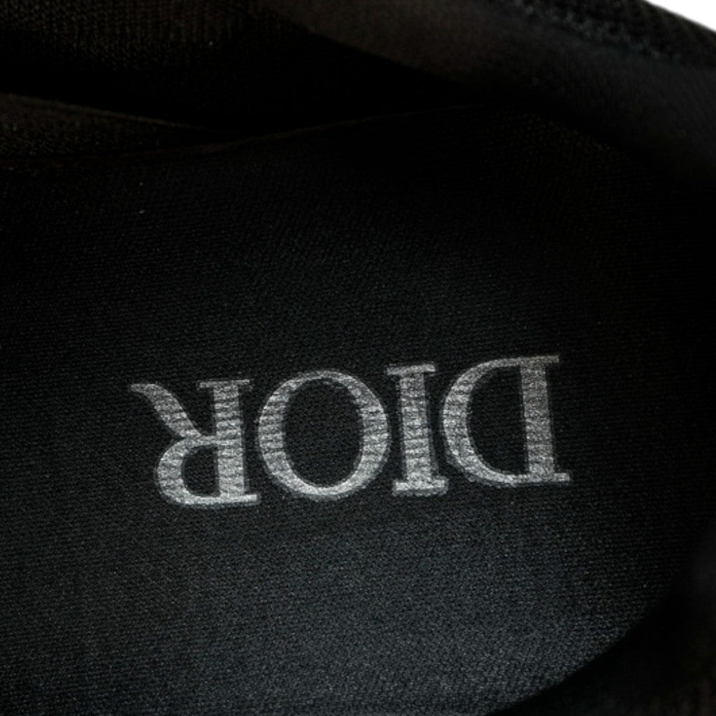 B30 Reflective 'Triple Black'