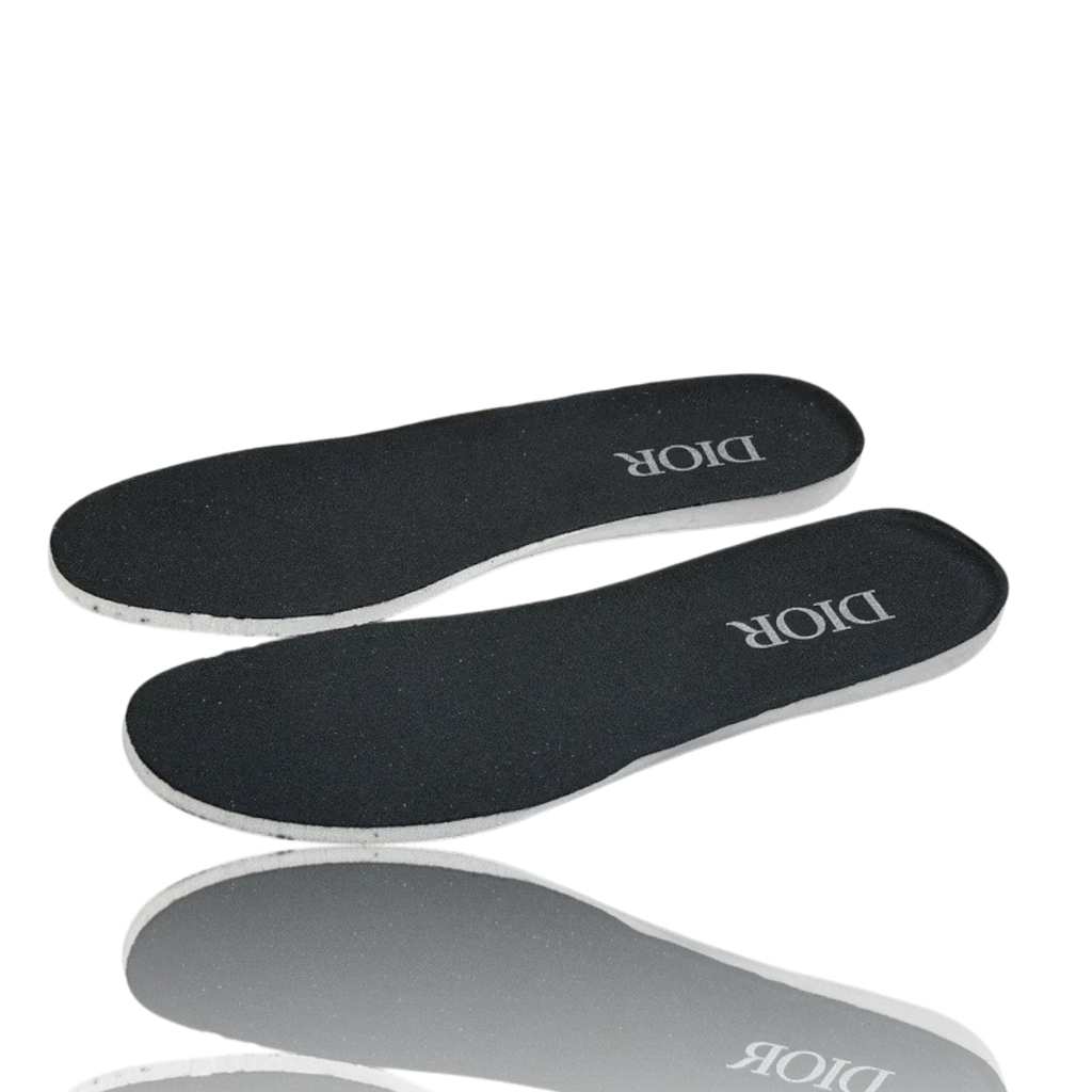 B57 Mid 'Oblique Black'