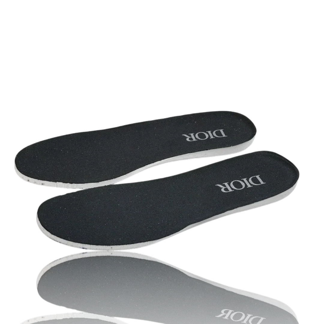 B57 Mid 'Oblique Black'