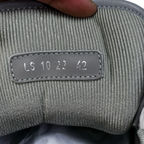 B57 Mid 'Oblique Grey'