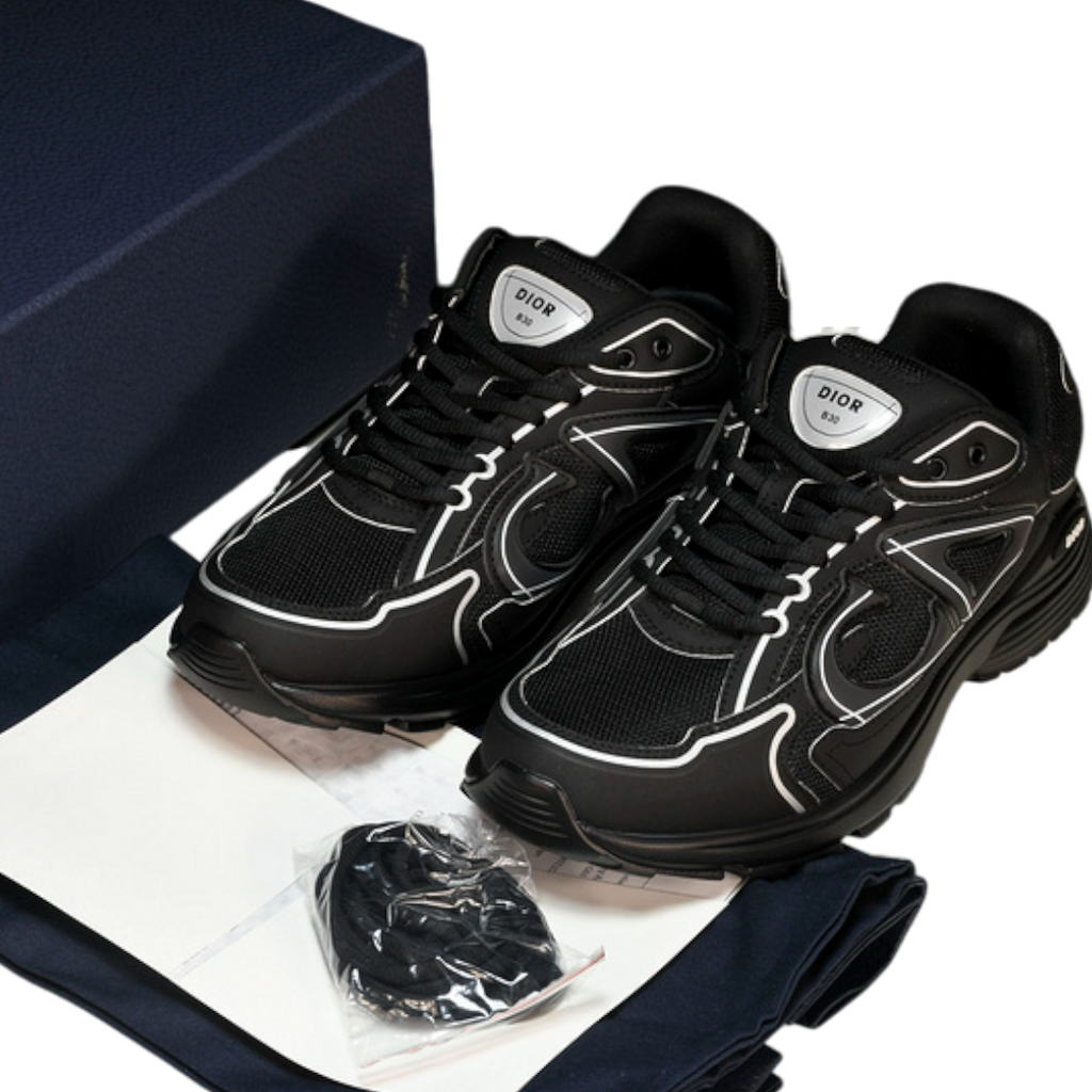 B30 Reflective 'Triple Black'
