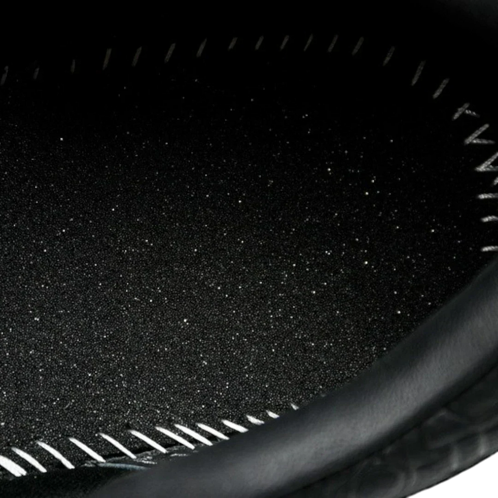 B33 Gravity Leather 'Oblique Triple Black'