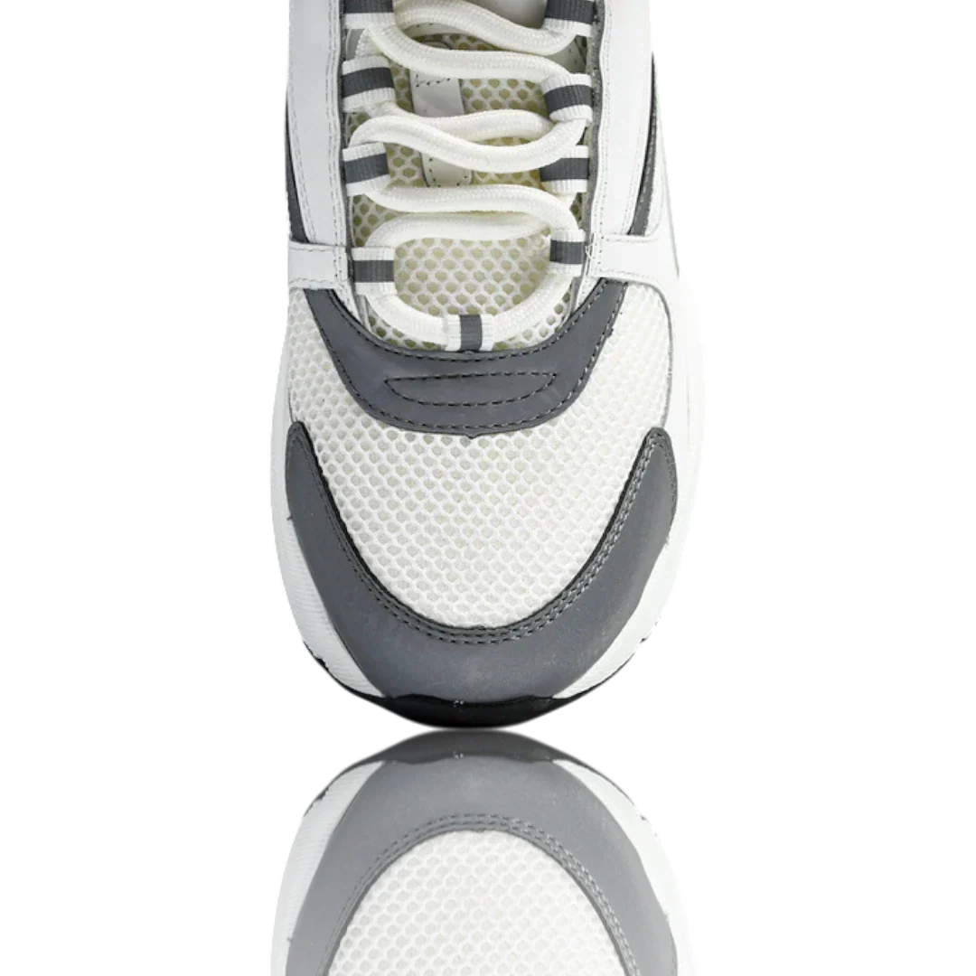 B22 'White Silver'
