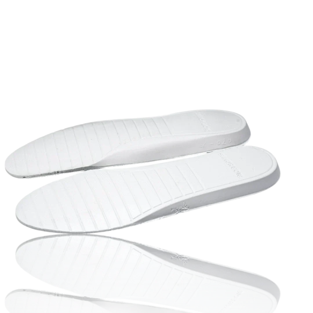 B22 'White Blue'