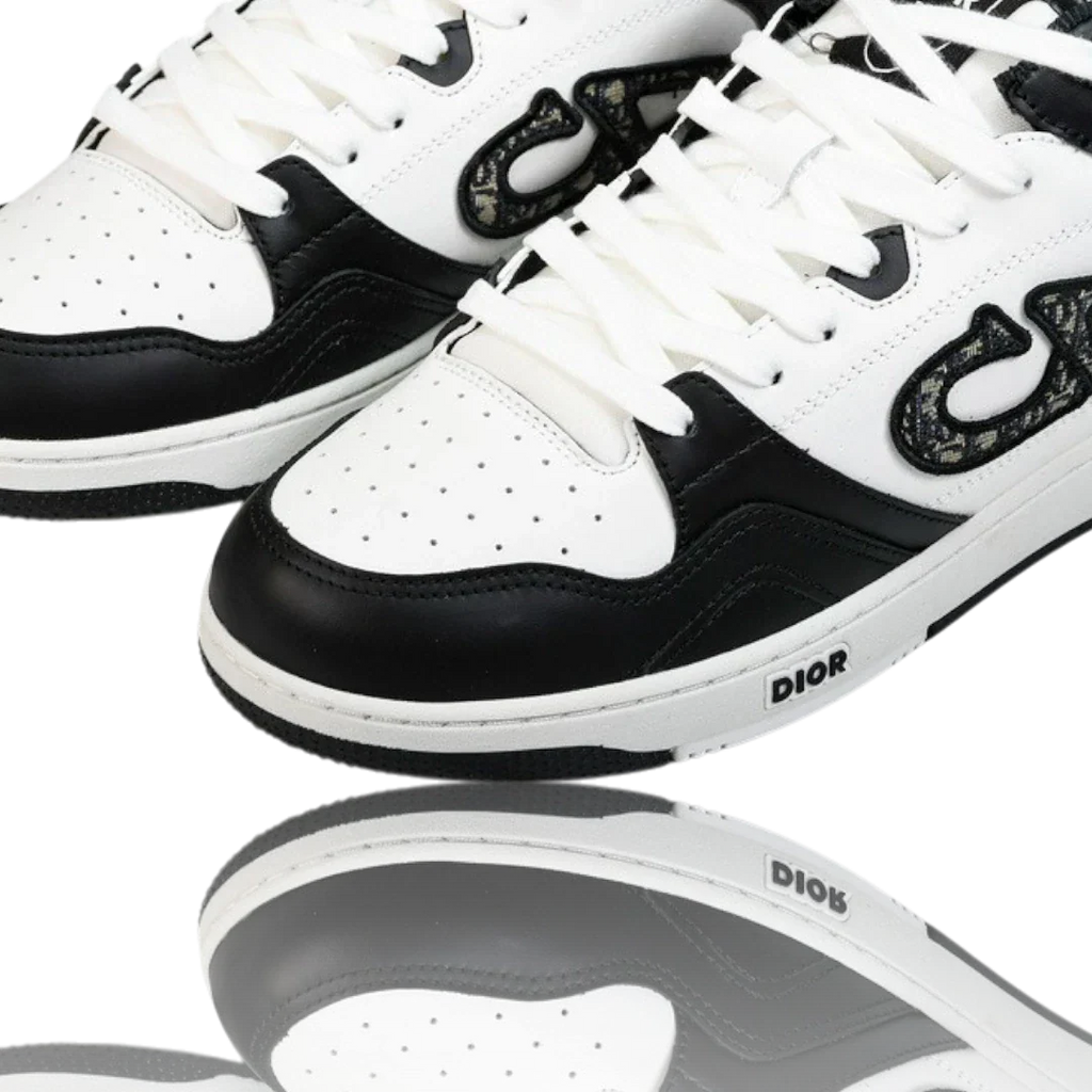 B57 Mid 'Oblique Black'