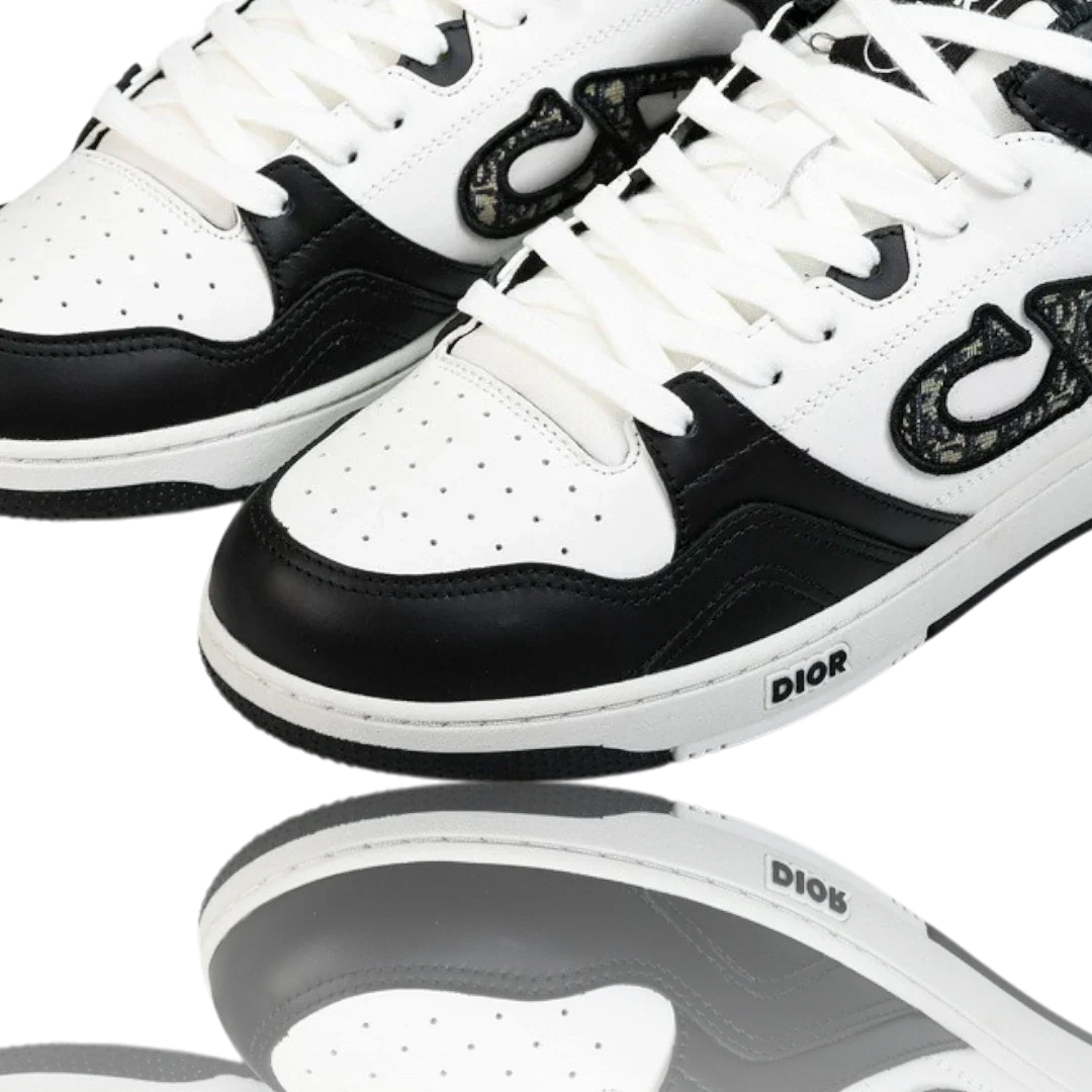 B57 Mid 'Oblique Black'