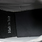 B22 'Triple Grey'
