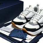 B22 'White Black'