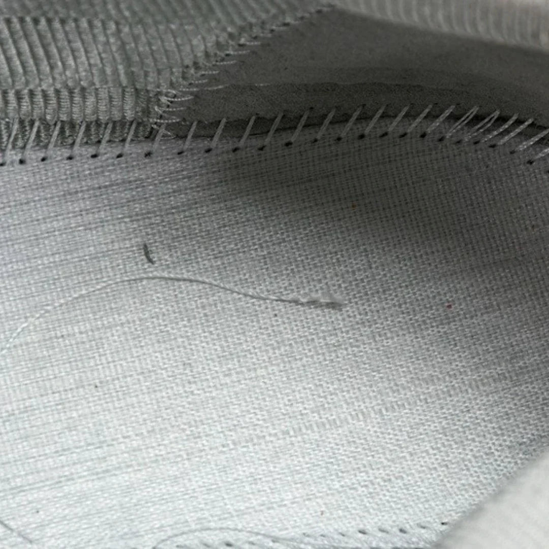 B57 Mid 'Oblique Grey'