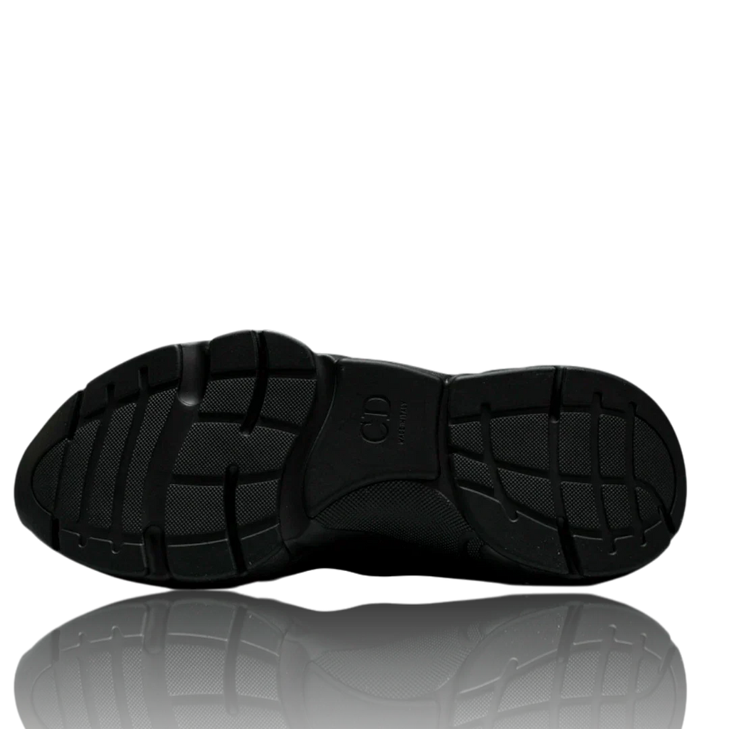 B22 'Black Silver'