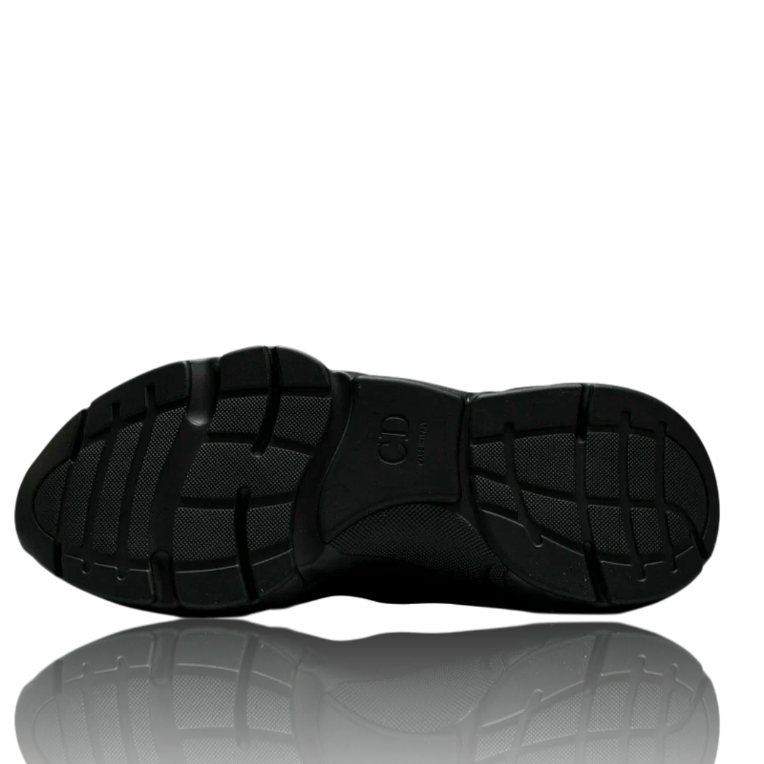 B22 'Black Silver'
