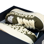 B33 'Khaki Oblique'