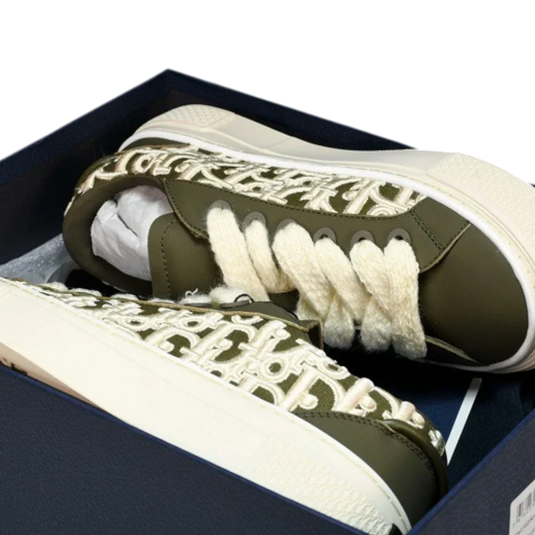 B33 'Khaki Oblique'