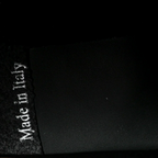 B22 'Reflective Black'