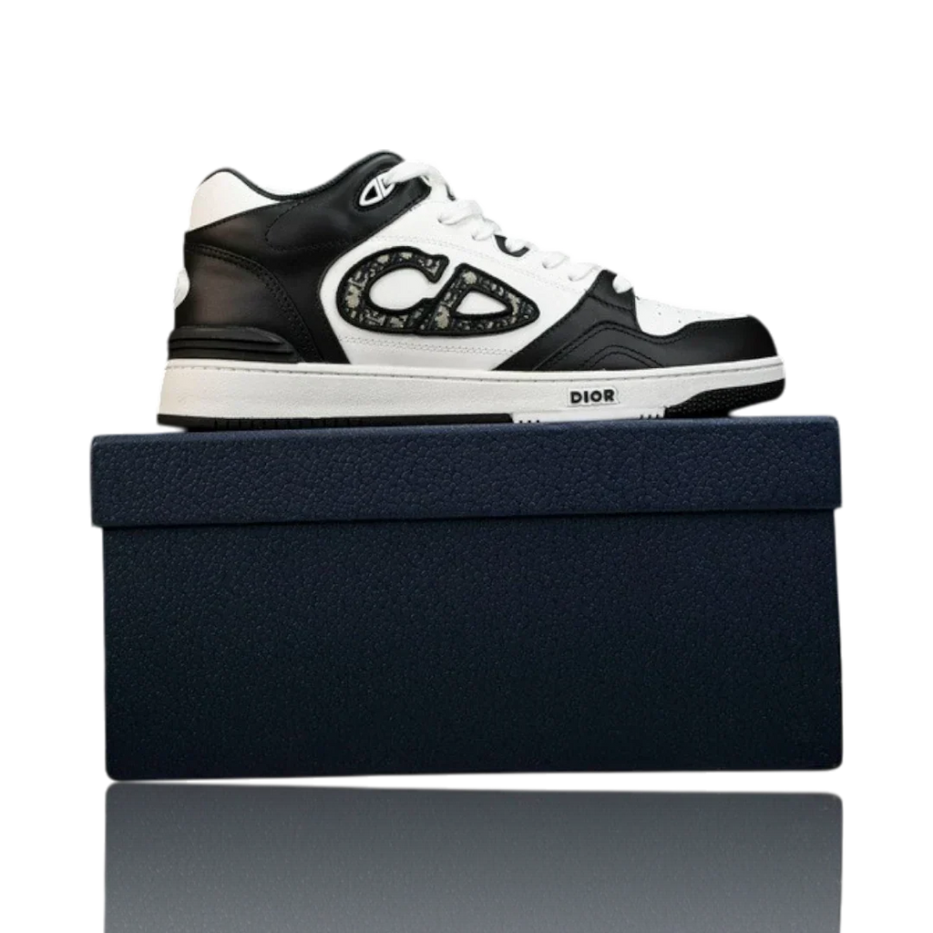 B57 Mid 'Oblique Black'