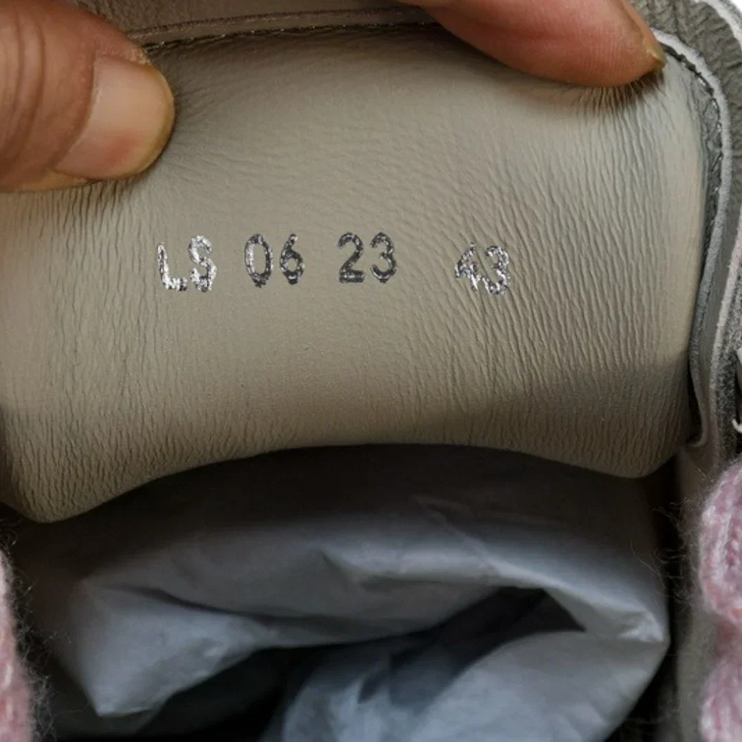 B33 'Grey White Oblique Jacquard'