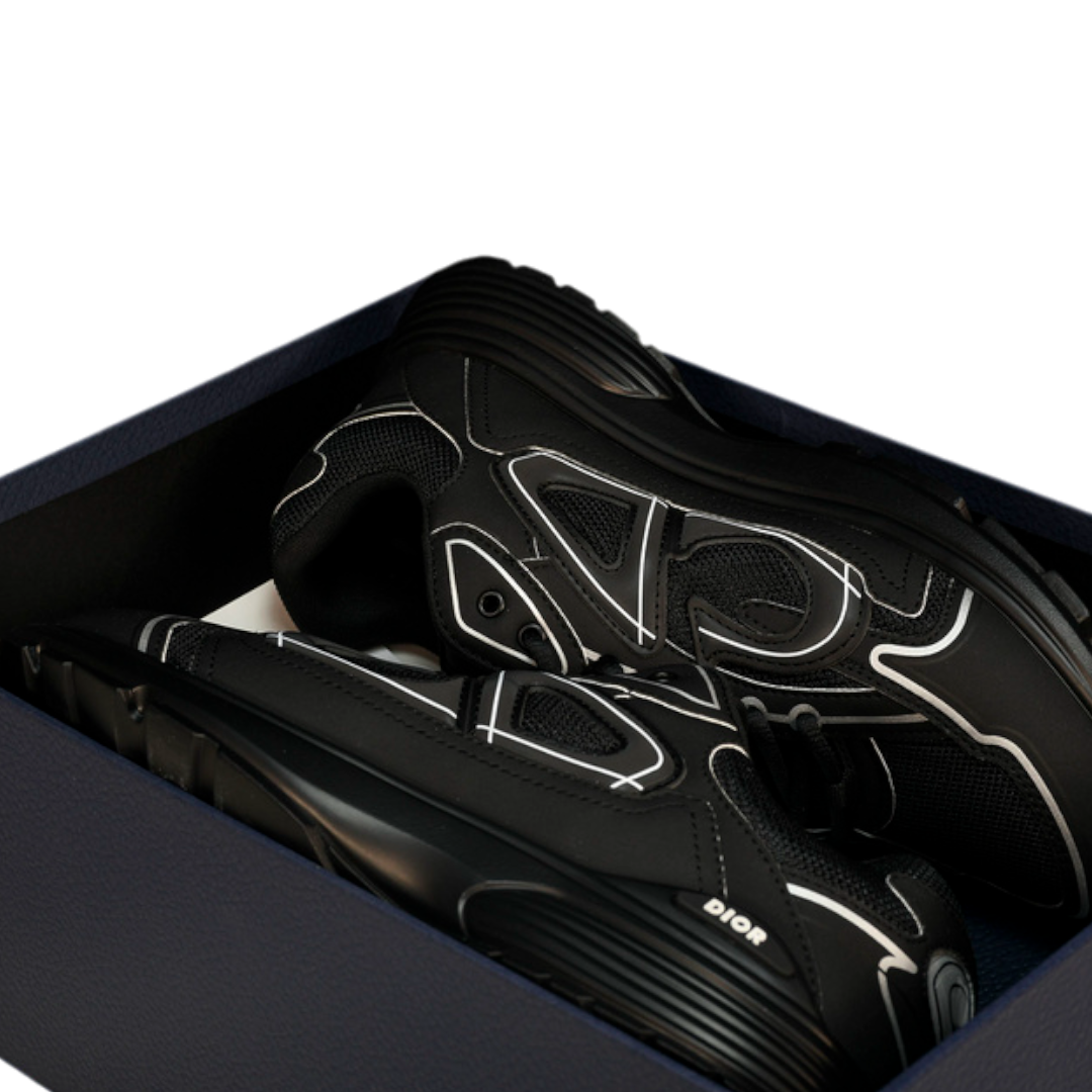 B30 Reflective 'Triple Black'