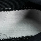 B57 Mid 'Oblique Black'