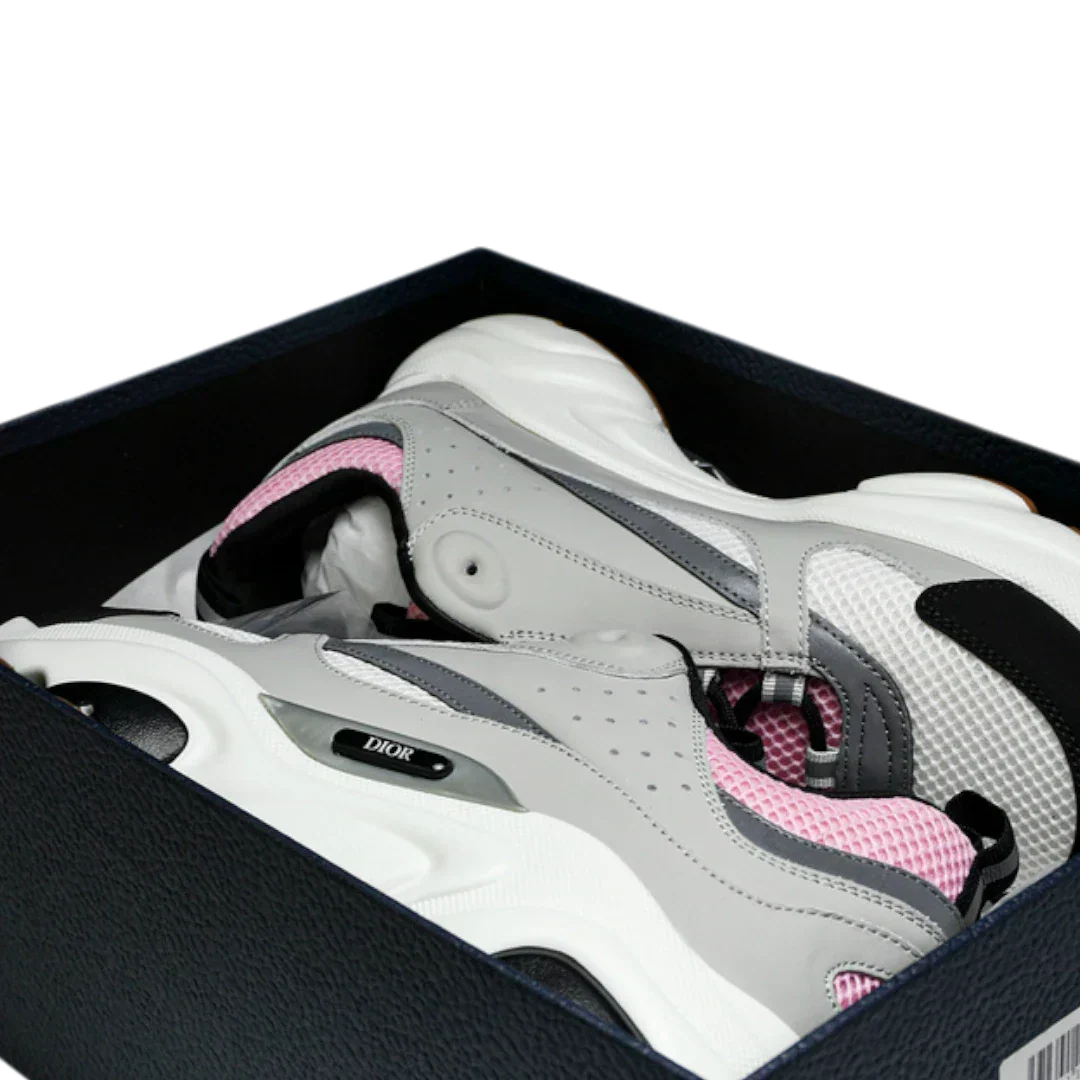 B22 'Pale Pink Grey'