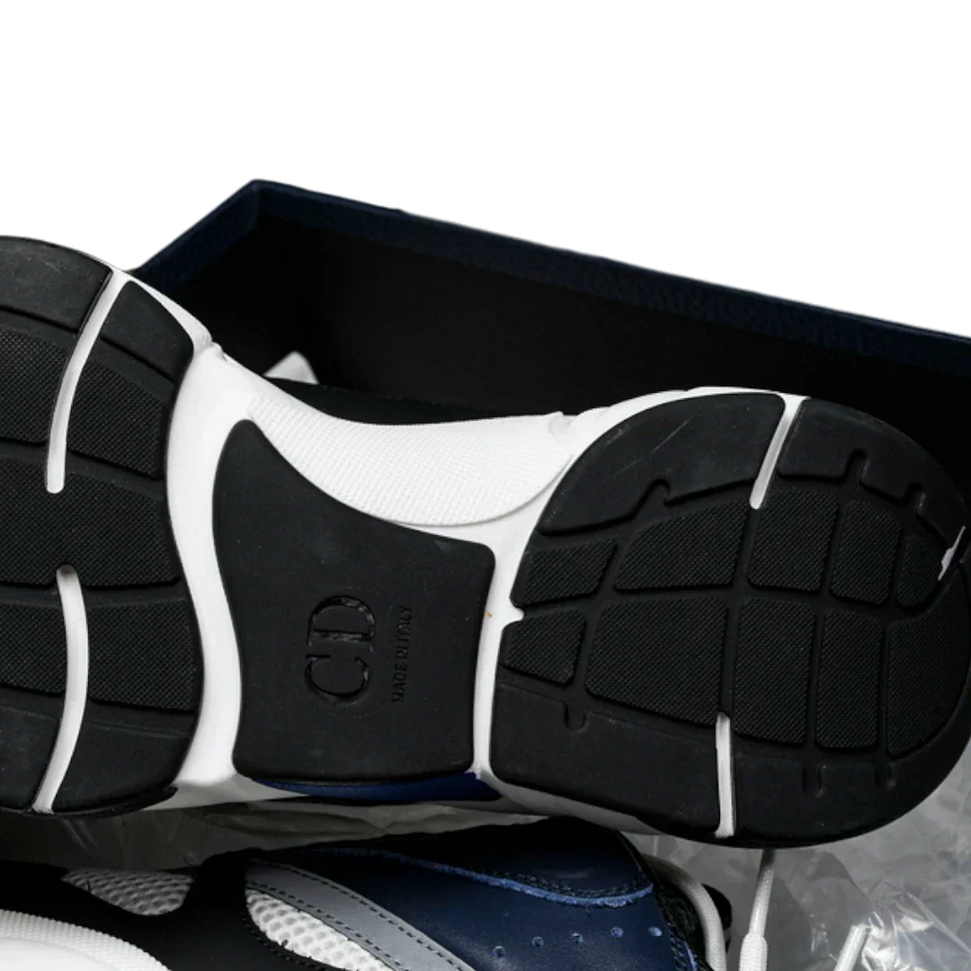 B22 'Blue Black'