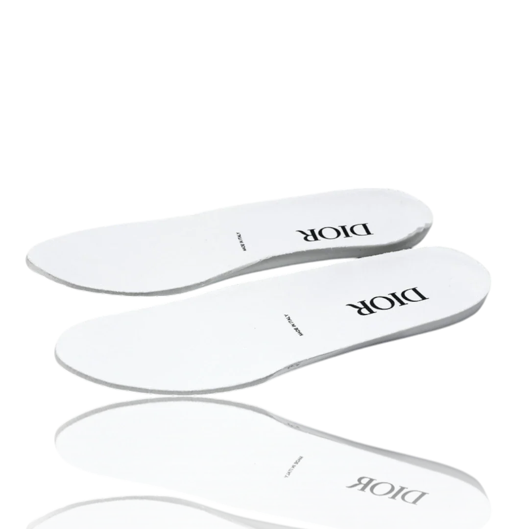 B22 'White Beige Silver'