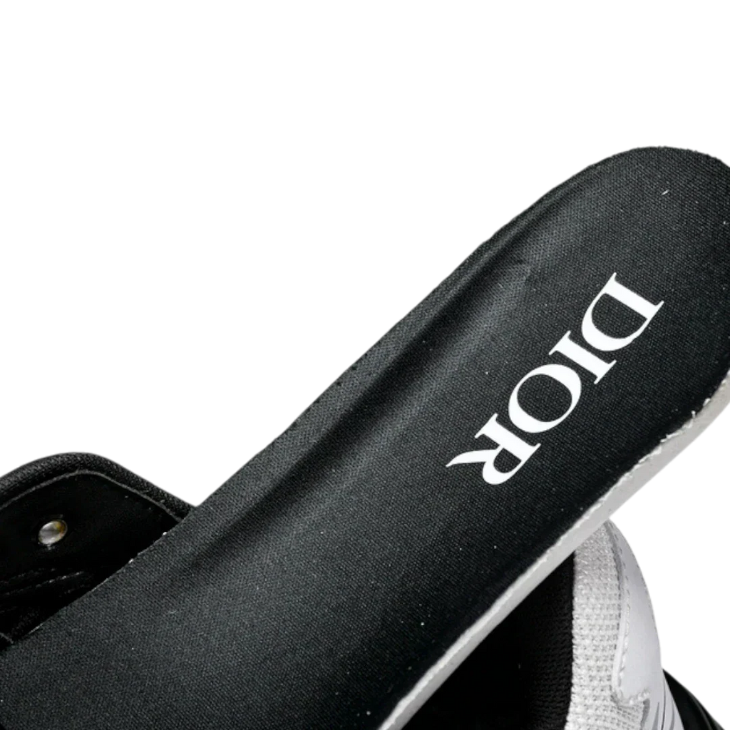 B30 Reflective 'White Black'