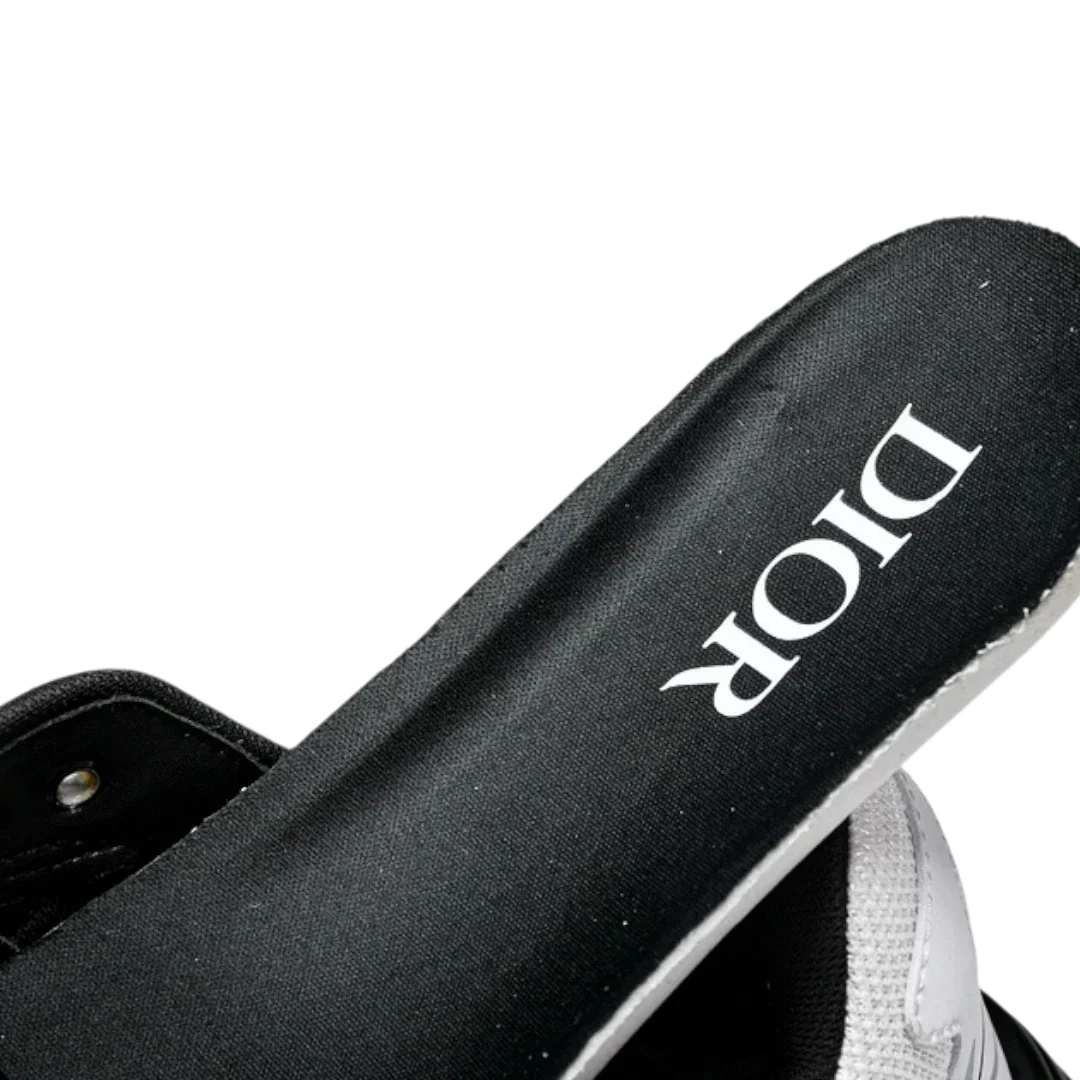 B30 Reflective 'White Black'