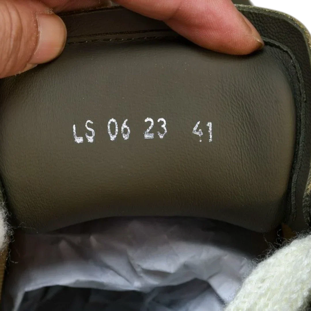 B33 'Khaki Oblique'