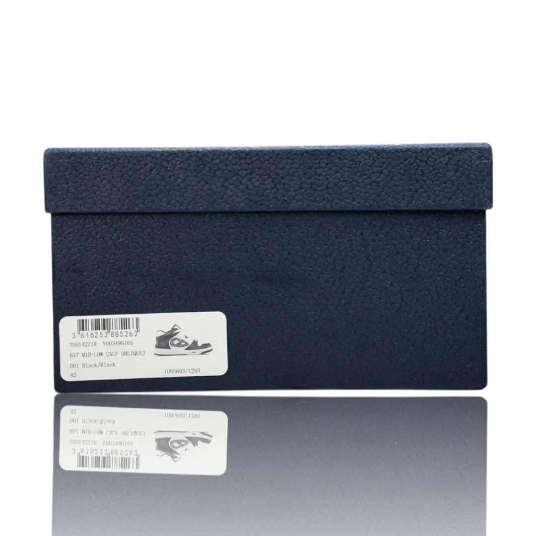 B57 Mid 'Oblique Black'